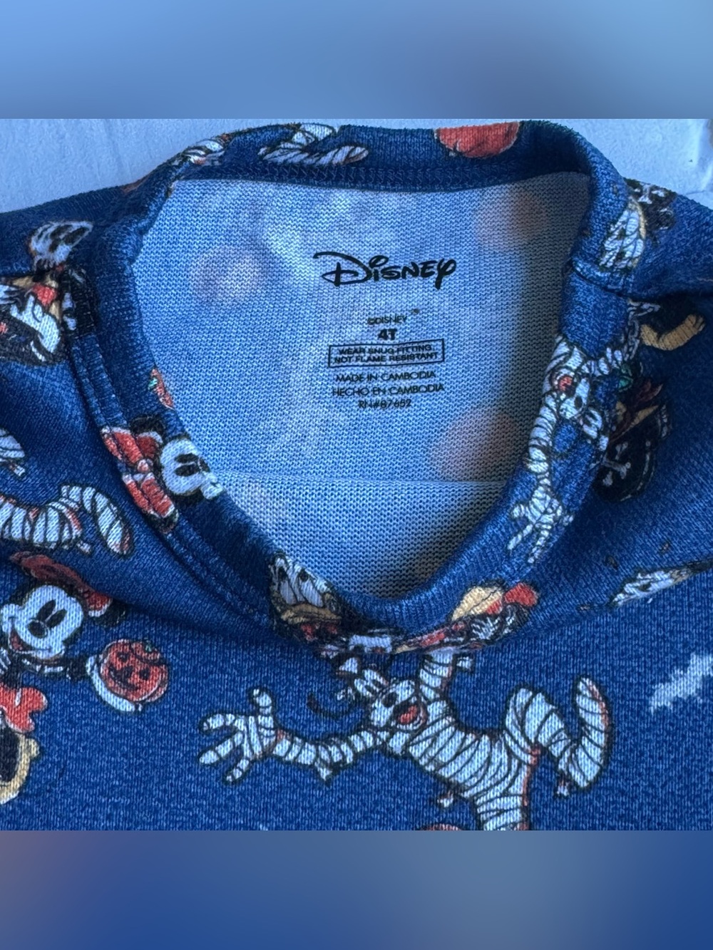 Disney Halloween pajama set, pants & shirt 4T, kids, fab 5 - Picture 2 of 4